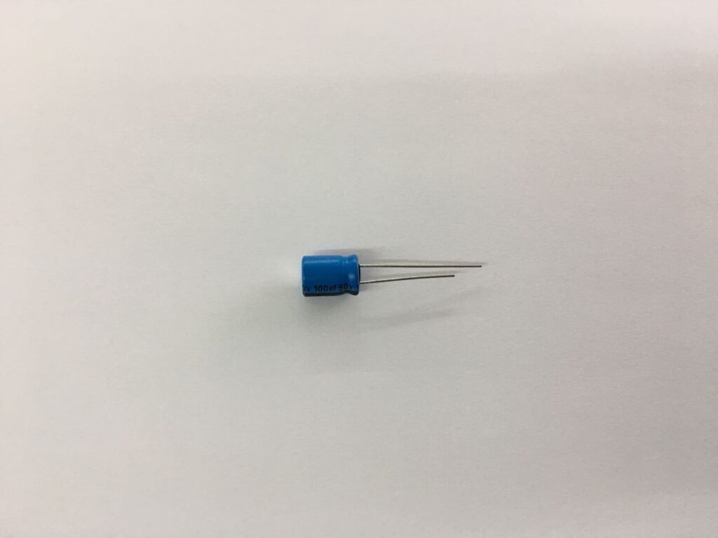 100MF 50V – C.B.Electronics
