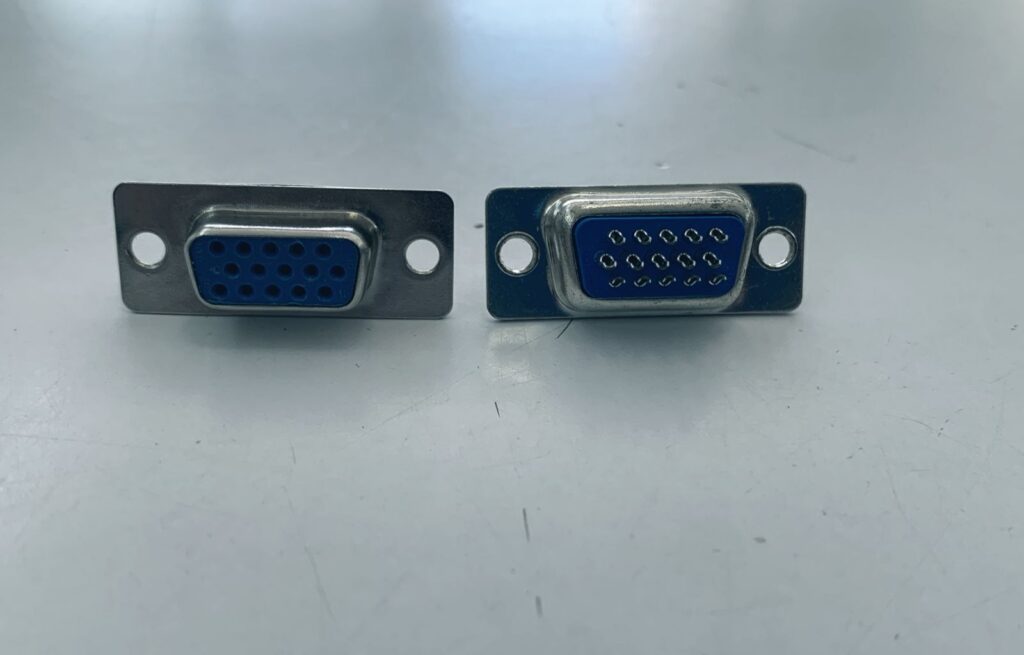 DA15S VGA – VGA Connector – 15 Contacts – DA – Solder Cup – C.B.Electronics