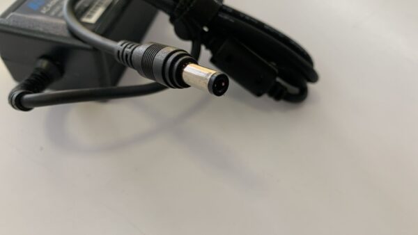 Switching Adaptor 12V 3A DC - Image 4