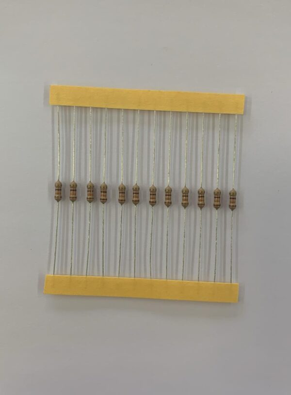 Electronic component: 0.25 watt, 130 ohm resistor.