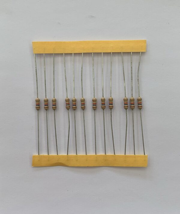 Electronic component: 0.25 watt, 1.6 kohm resistor.