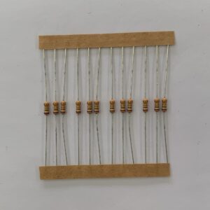 Electronic component: 0.25 watt, 7.5 ohm resistor.