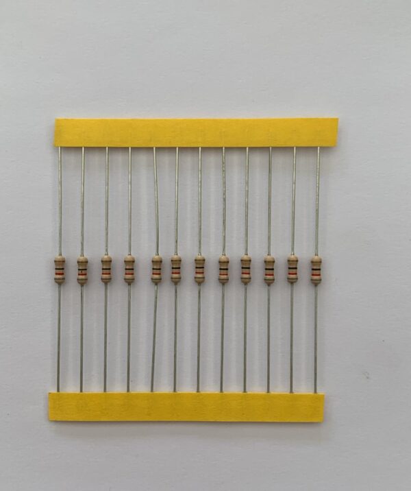 Electronic component: 0.25 watt, 82 ohm resistor.