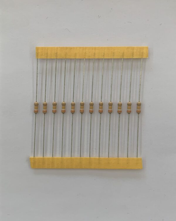 Electronic component: 0.25 watt, 390 kohm resistor.