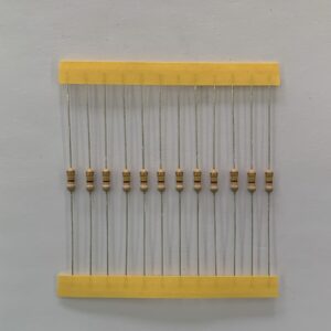 Electronic component: 0.25 watt, 910 kohm resistor.