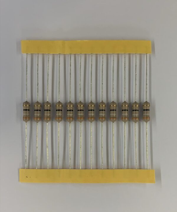 Electronic component: 0.50 watt, 39 ohm resistor.