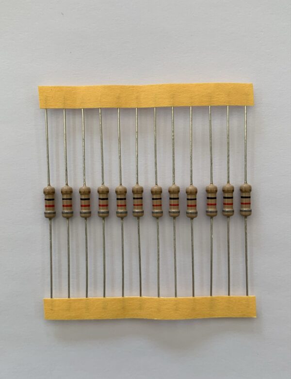 Electronic component: 0.50 watt, 82 ohm resistor.