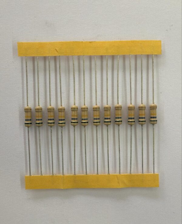 Electronic component: 0.50 watt, 560 kohm resistor.