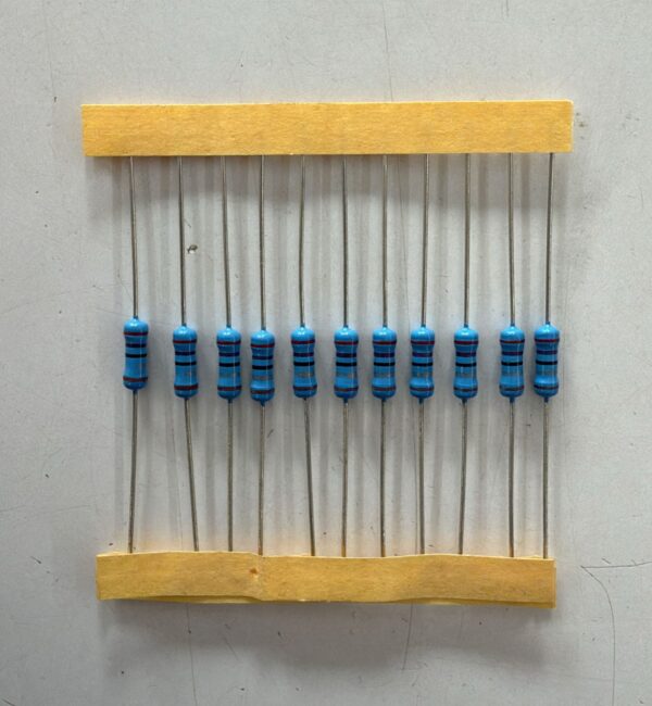 Electronic component: 0.5 watt, 1%, 27 ohm resistor.