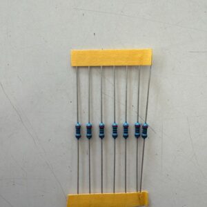 Electronic component: 0.25 watt, 1%, 270 ohm resistor.