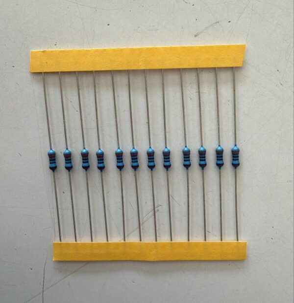 Electronic component: 0.25 watt, 1%, 330 ohm resistor.