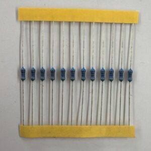 Electronic component: 0.25 watt, 1%, 820 ohm resistor.