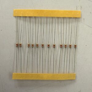Electronic component: 0.125 watt, 82 kohm resistor.