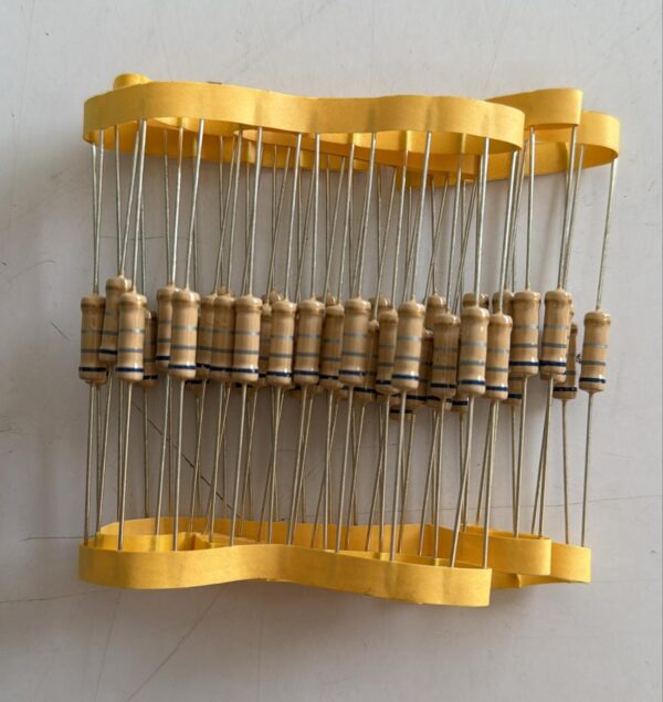Electronic component: 2 watt, 5%, 0.68 ohm resistor.