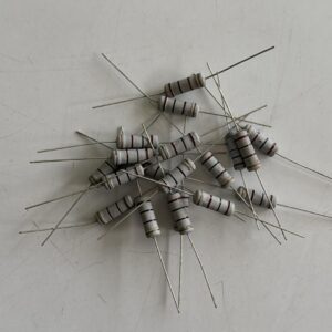 Electronic component: 2 watt, 5%, 100 ohm resistor.
