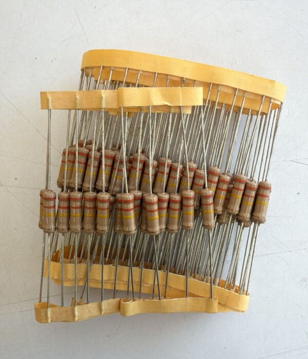 Electronic component: 2 watt, 5%, 330 kohm resistor.