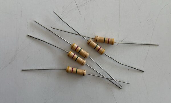 Electronic component: 2 watt, 5%, 4.7 mohm resistor.