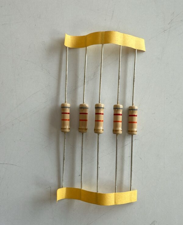 Electronic component: 2 watt, 5%, 82 kohm resistor.