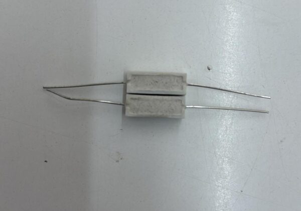 Electronic component: 3 watt, 5%, 22 ohm resistor.