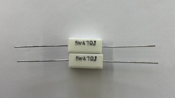 Electronic component: 5 watt, 5%, 47 ohm resistor.