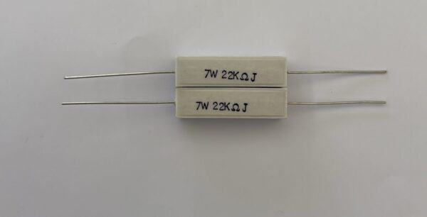 Electronic component: 7 watt, 5%, 22 kohm resistor.
