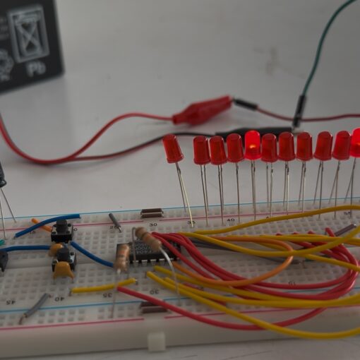 A Simple Binary Counter Project Using HEF4040 and NE555 - C.B.Electronics Beirut Lebanon